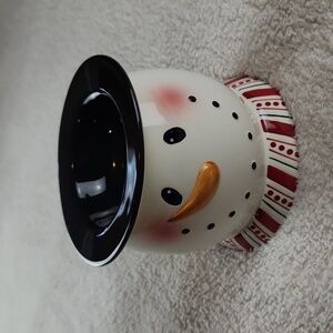 LTD Snowman potpourri aromatherapy wax warmer for use w candle. So cute!